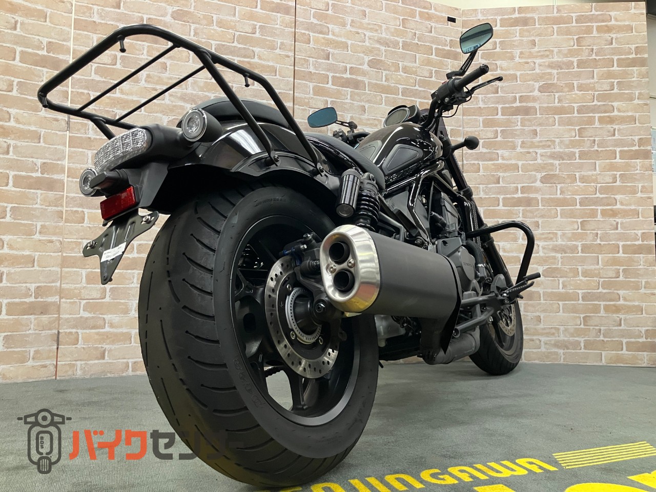 レブル1100 エンジンガード コアガード リアキャリア モリワキメーターバイザー ETC グリップヒーター_20