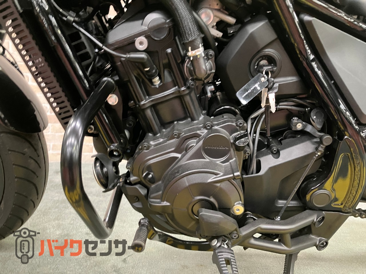 レブル1100 エンジンガード コアガード リアキャリア モリワキメーターバイザー ETC グリップヒーター_32