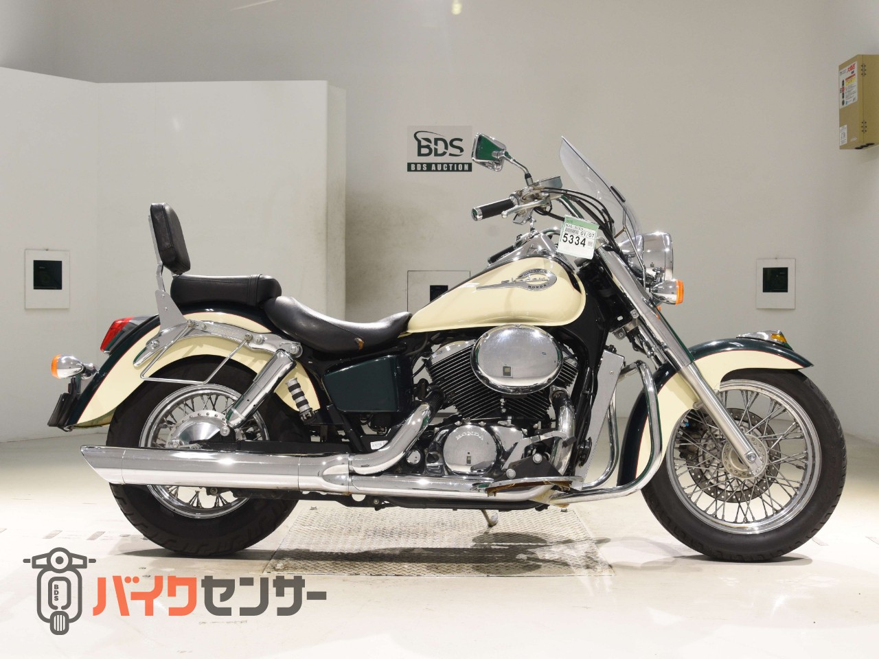 シャドウ400 フロントスクリーン　エンジンガード　バックレスト　サイドバックステー　キャブレター車_0