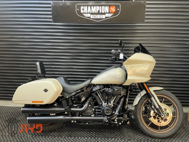 FXLRSTソフテイルローライダーST サンダンスレバー　ＶＰクラッチ　カスタムハンドル　グリップヒーター　　クラッシュバー