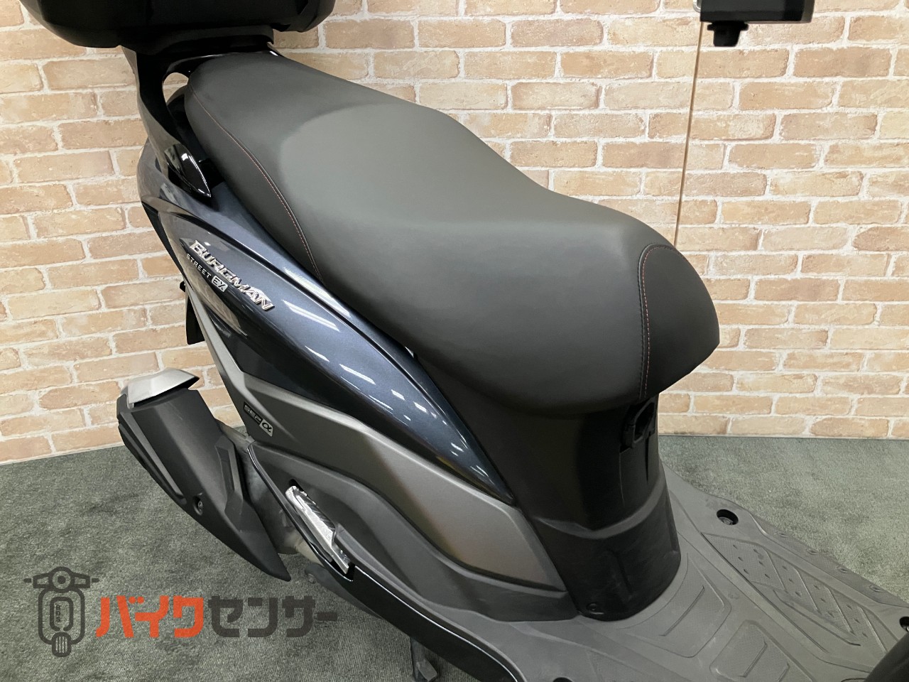 バーグマンストリート125 リアボックス スマホホルダー マウントバー_31