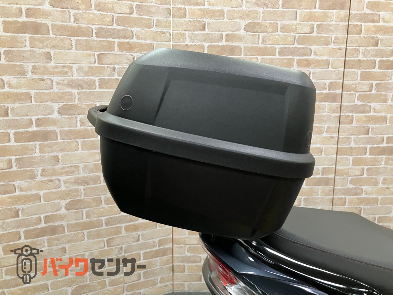 バーグマンストリート125 リアボックス スマホホルダー マウントバー_38