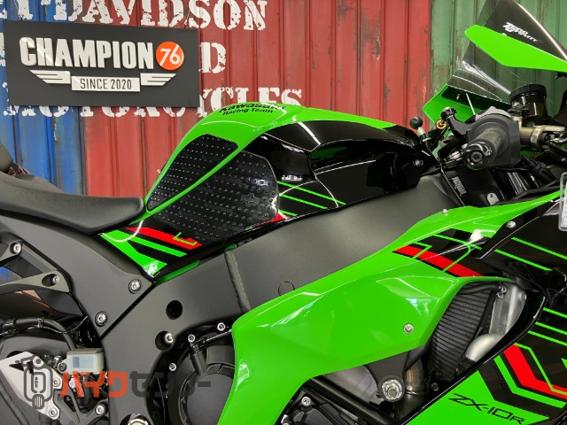 Ninja ZX-10R - KAWASAKI | CHAMPION 76 | チャンピオン 76