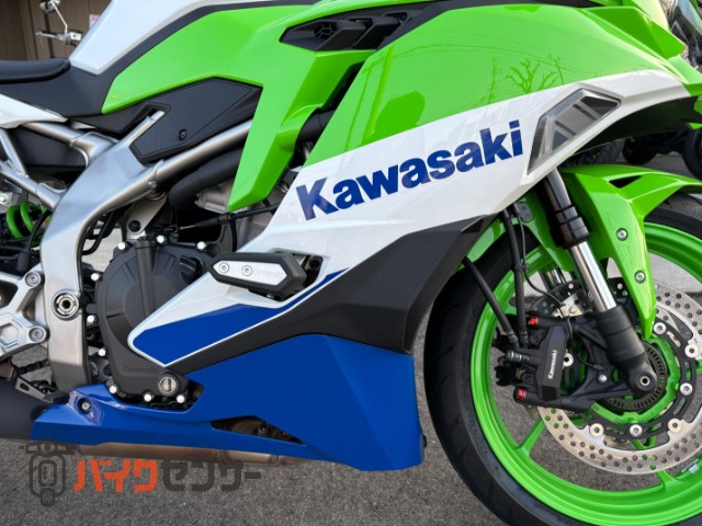 NINJA ZX-4RR 40周年モデル トリックスターマフラー 純正OP