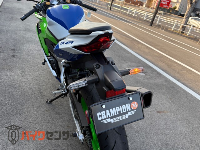 NINJA ZX-4RR 40周年モデル トリックスターマフラー 純正OP