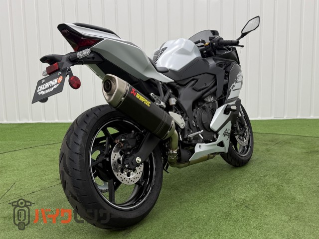 ちぃ Ninja ZX-4Rシリーズ 国内発売開始日＆価格 決定！ | 新車 | カワサキ