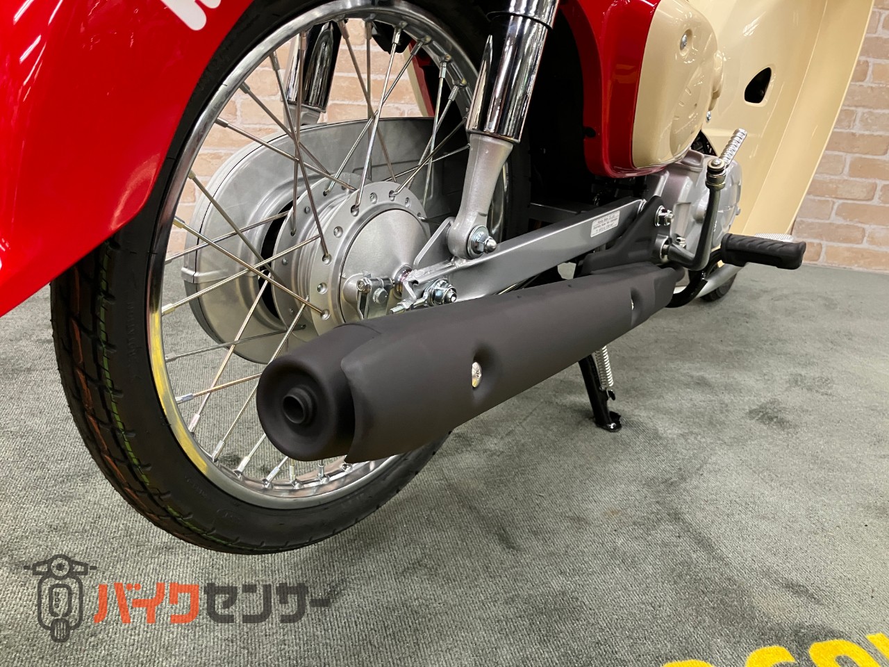 スーパーカブ50 ５０周年記念ハローキティ　マグナレッド　インジェクション　受注期間限定モデル_10