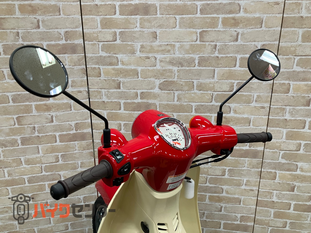 スーパーカブ50 ５０周年記念ハローキティ　マグナレッド　インジェクション　受注期間限定モデル_13