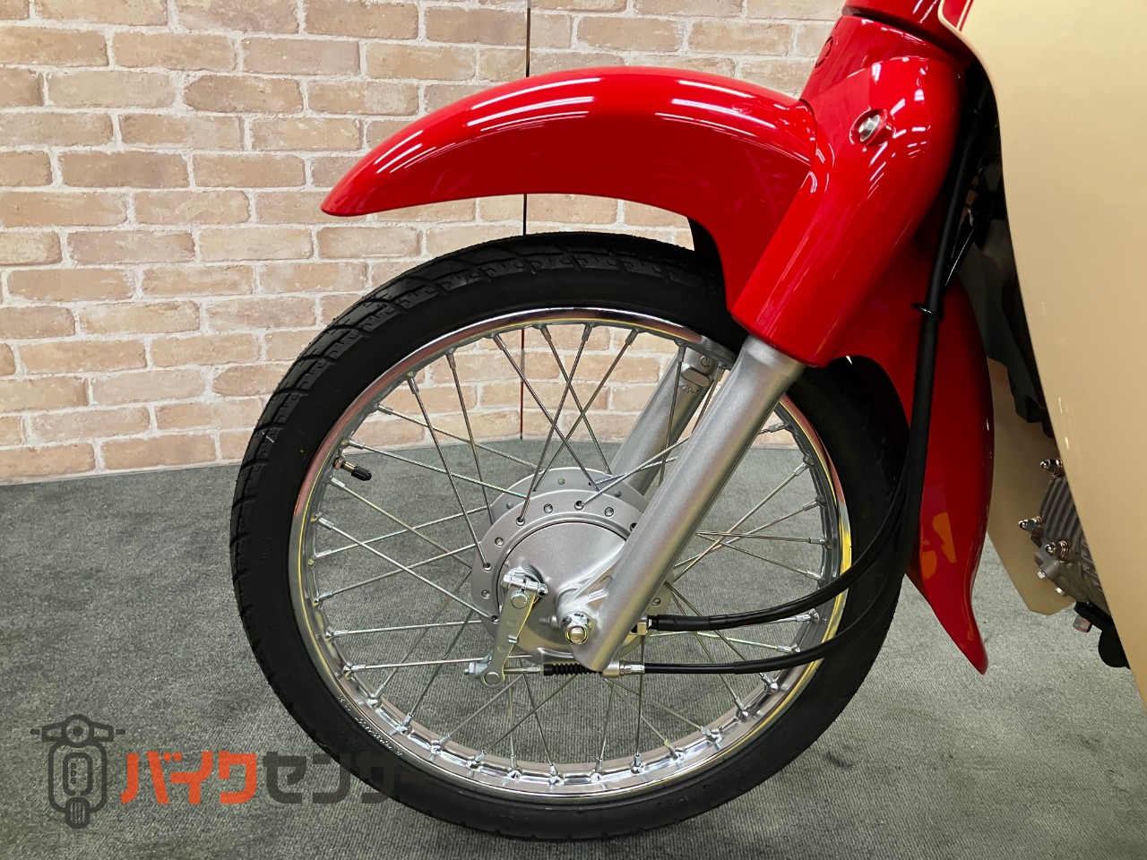 スーパーカブ50 ５０周年記念ハローキティ　マグナレッド　インジェクション　受注期間限定モデル_16
