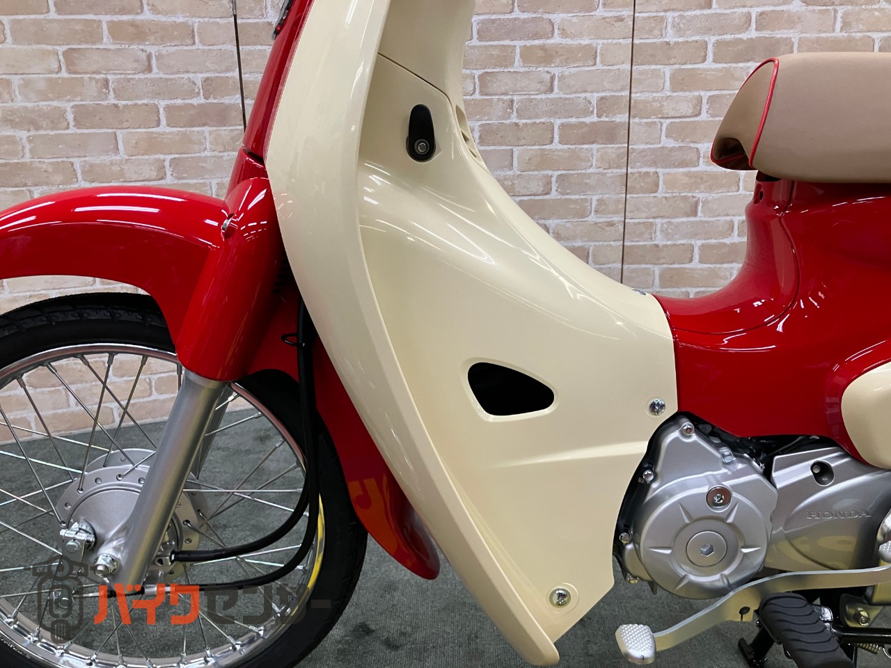 スーパーカブ50 ５０周年記念ハローキティ　マグナレッド　インジェクション　受注期間限定モデル_18