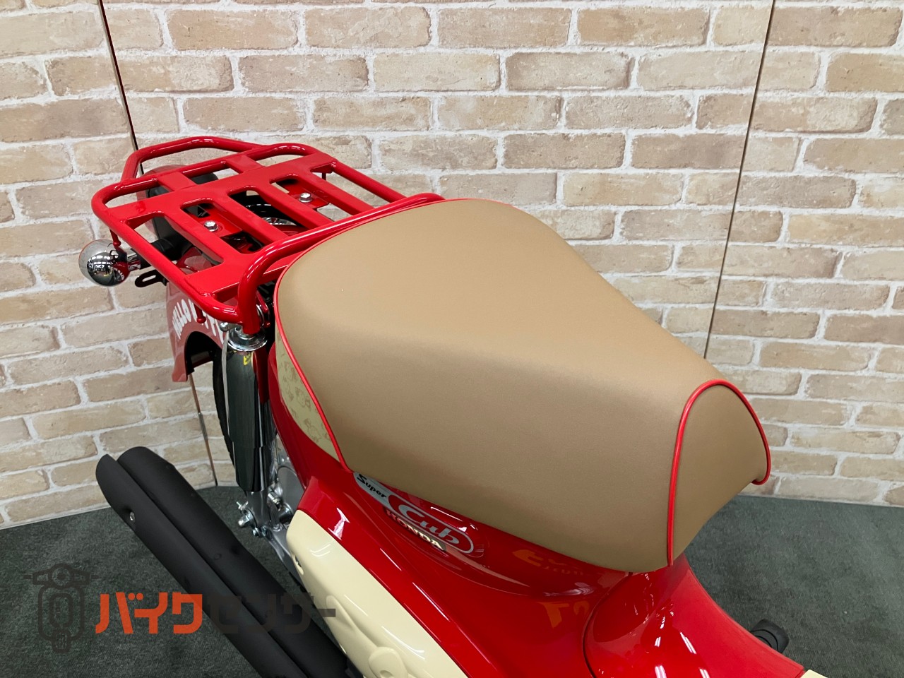 スーパーカブ50 ５０周年記念ハローキティ　マグナレッド　インジェクション　受注期間限定モデル_32