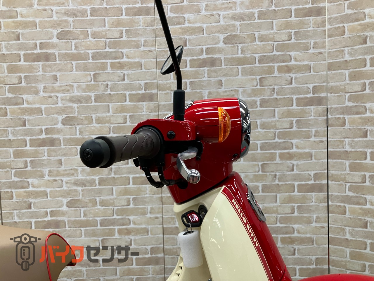 スーパーカブ50 ５０周年記念ハローキティ　マグナレッド　インジェクション　受注期間限定モデル_35