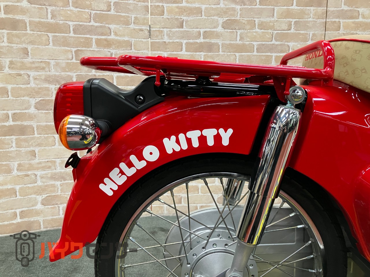 スーパーカブ50 ５０周年記念ハローキティ　マグナレッド　インジェクション　受注期間限定モデル_39