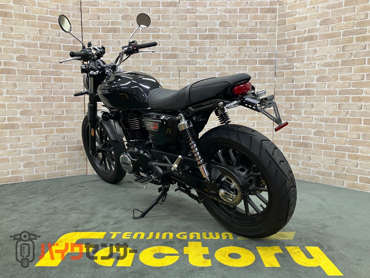 GB350S モリワキ フェンダーレス サイレンサー タコメーター ハンドル ETC_5