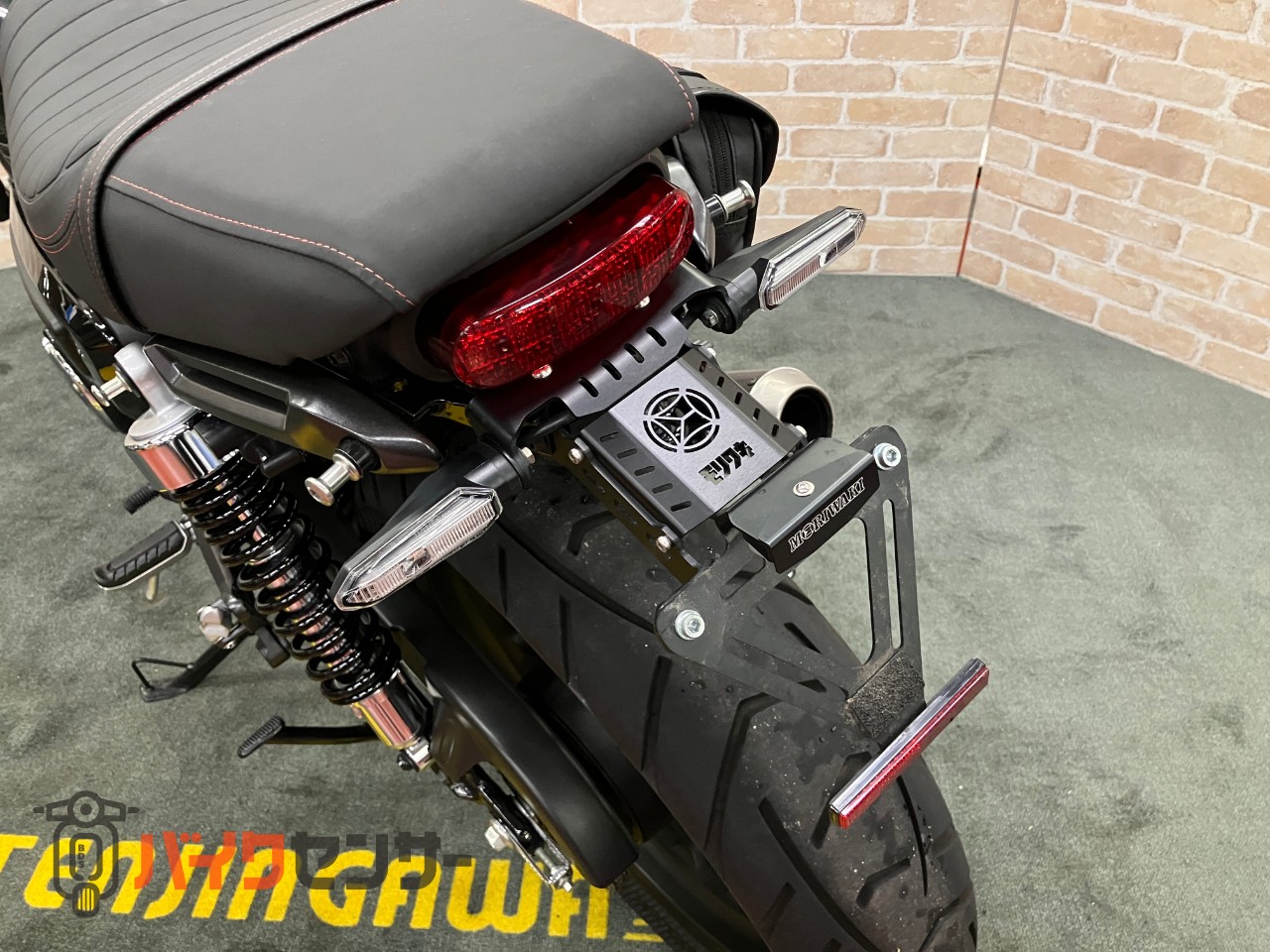 GB350S モリワキ フェンダーレス サイレンサー タコメーター ハンドル ETC_16