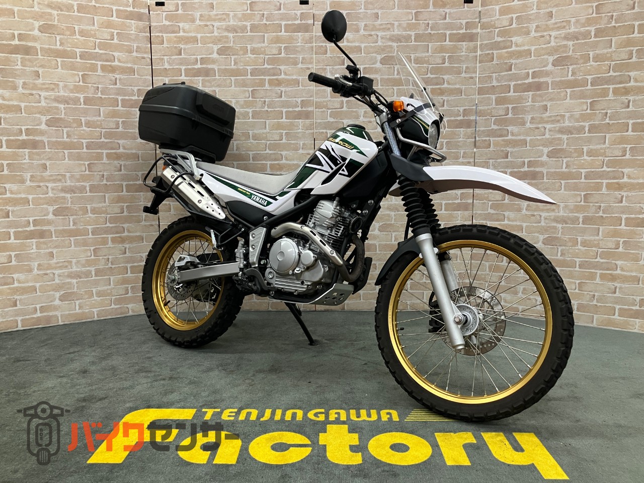 セロー250 ２０１８年モデル　黒フレーム　インジェクション　アドベンチャーキャリア　リアボックス　ウインドシールド　ＥＴＣ_2