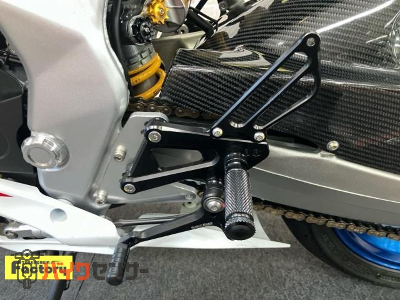 CBR250RR　マルケジーニホイール　オーリンズリアサス　OVERハンドル　マジカルスクリーン前後フェンダー　ベビーフェイスステップ等_15