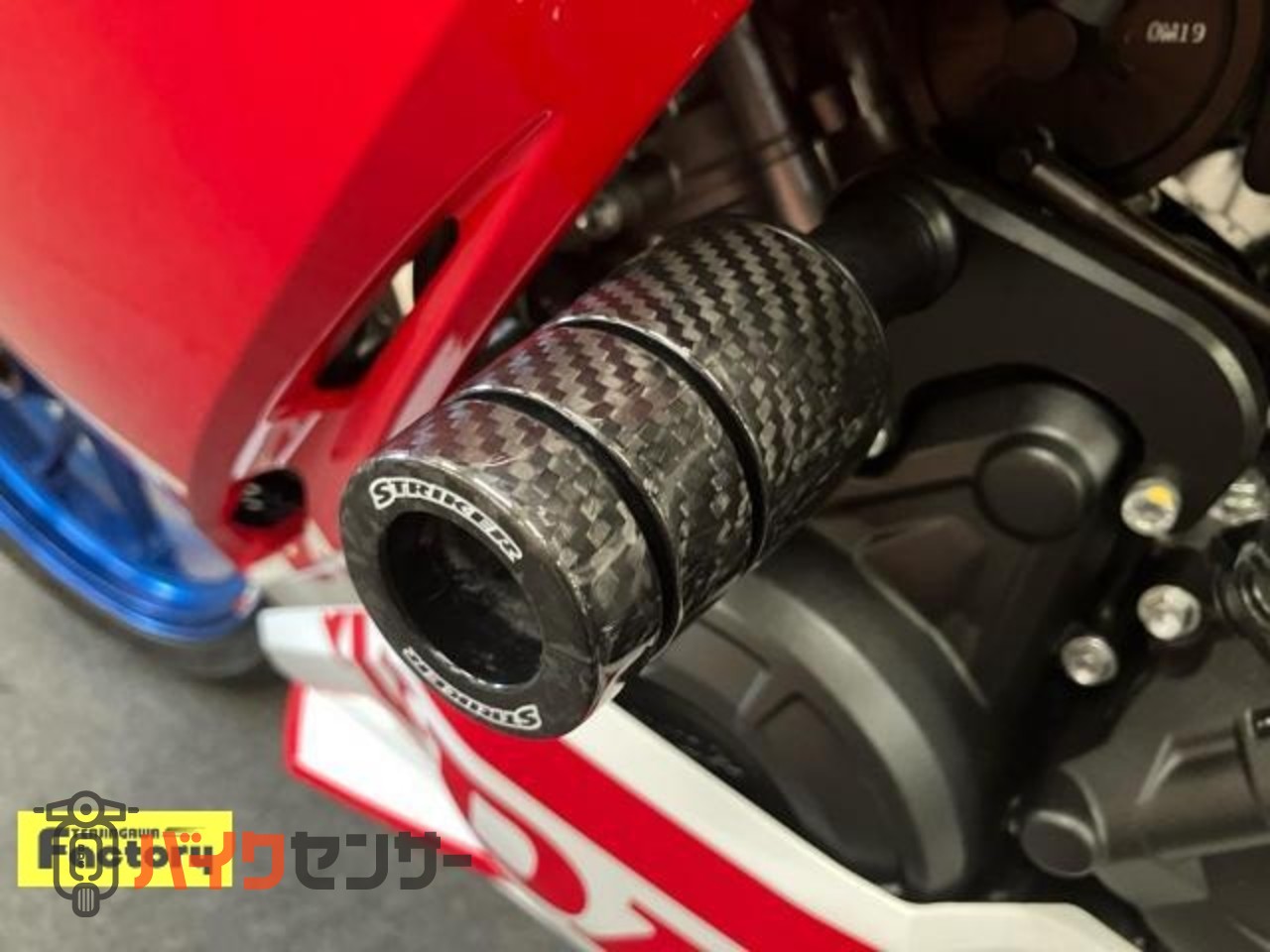 CBR250RR　マルケジーニホイール　オーリンズリアサス　OVERハンドル　マジカルスクリーン前後フェンダー　ベビーフェイスステップ等_21