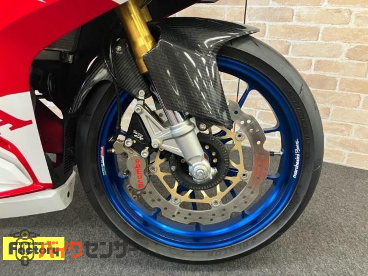 CBR250RR　マルケジーニホイール　オーリンズリアサス　OVERハンドル　マジカルスクリーン前後フェンダー　ベビーフェイスステップ等_46