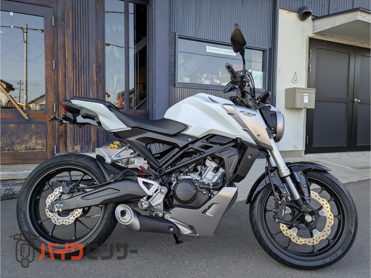 ホンダ ホンダ CB125R 2018年モデル ホワイト 中古車 B605893| BDS