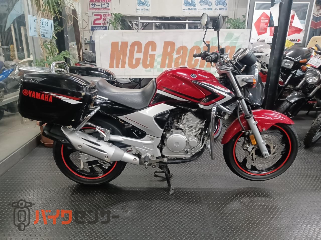 ヤマハ YBR250 FIインジェクション ETC USB電源付き 純正