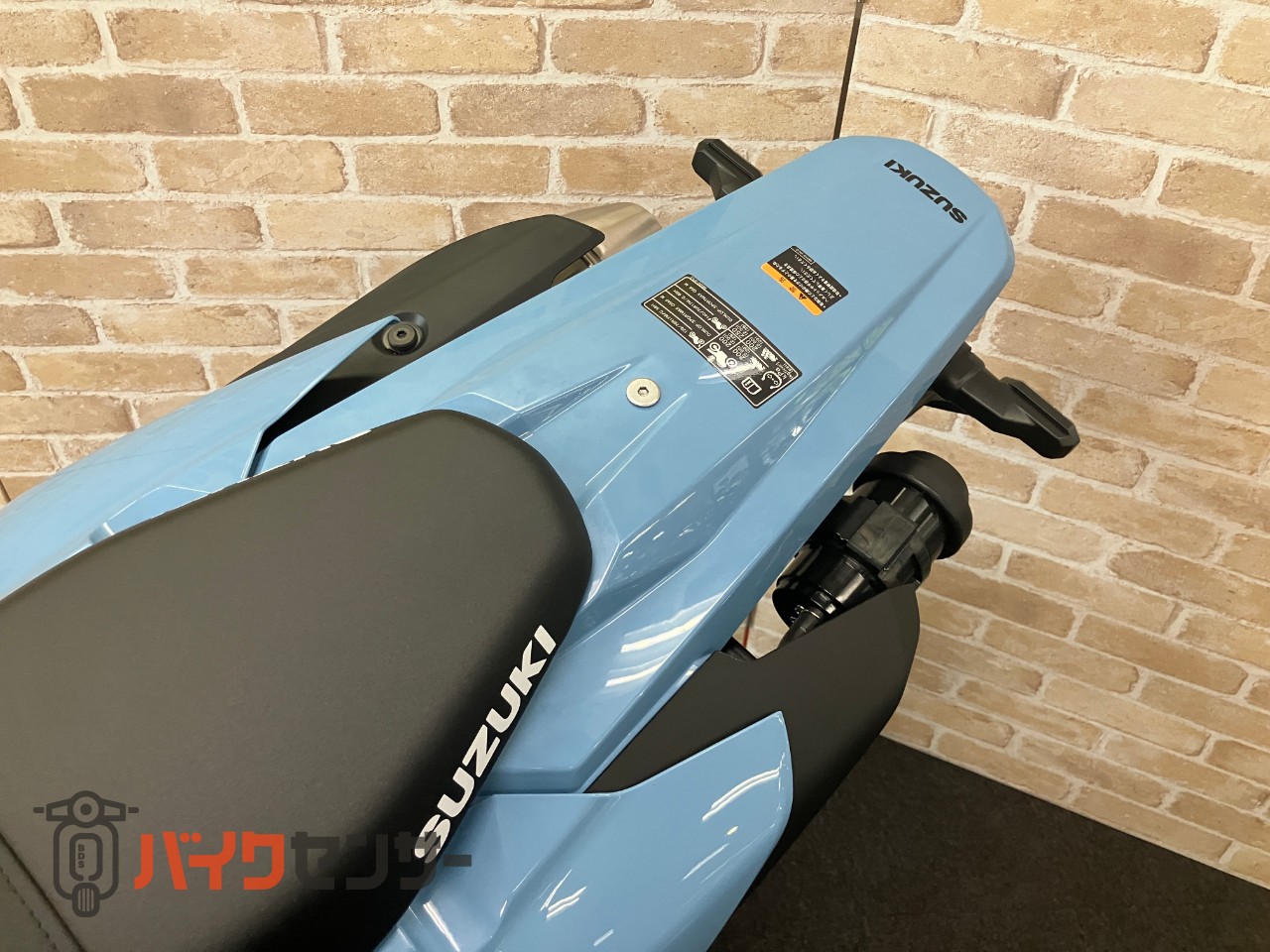 DR-Z4SM 電子制御スロットル ドライブモードセレクター トラクションコントロール スカイグレー ヘルメットホルダー_27