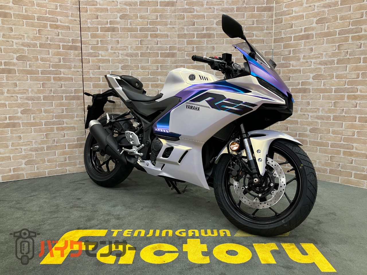 YZF-R25_2