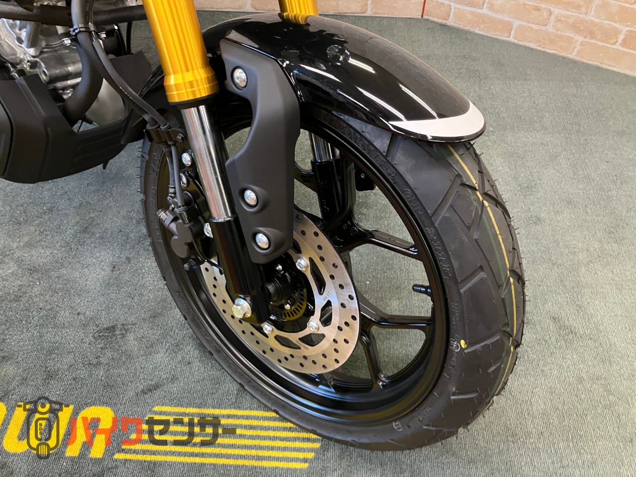 ＸＳＲ１２５　ＡＢＳ　ブラックメタリック１２　２０２５年モデル　インジェクション　ＬＥＤヘッドライト_13