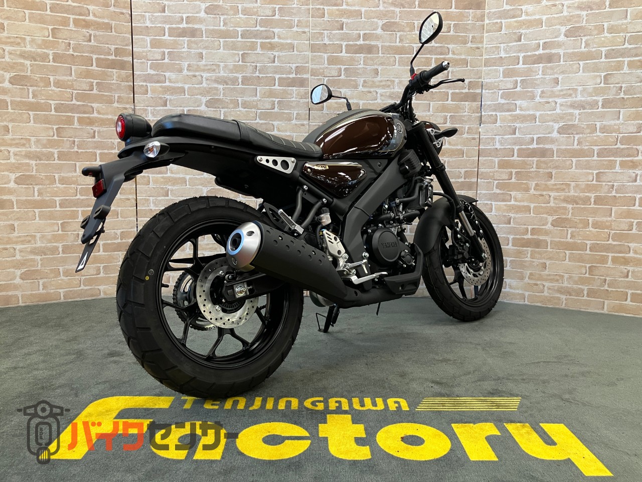 ＸＳＲ１２５　ＡＢＳ　ベリーダークオレンジメタリック１　２０２５年モデル　インジェクション　ＬＥＤヘッドライト_4