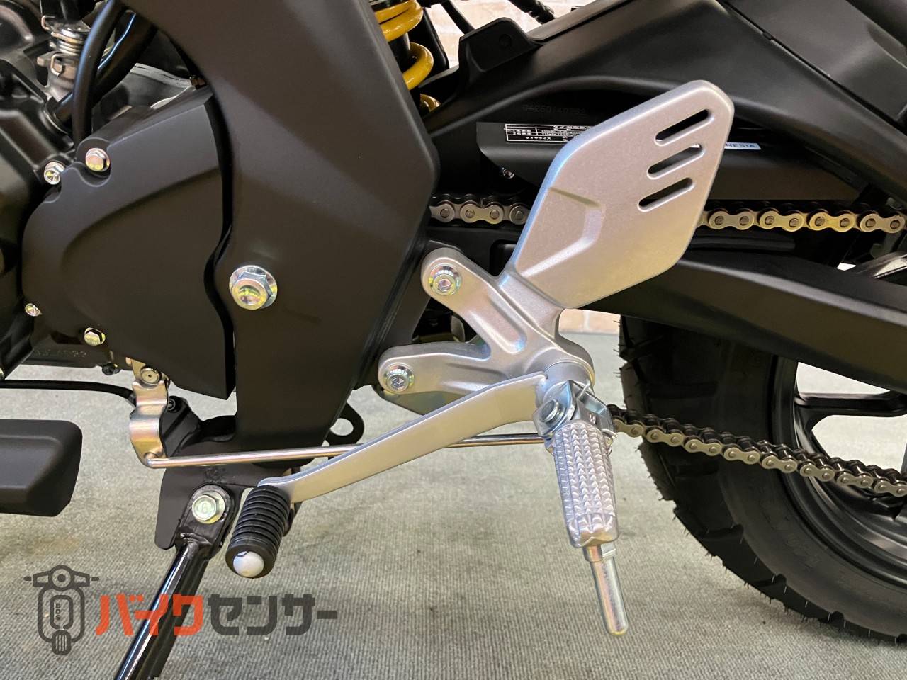 ＸＳＲ１２５　ＡＢＳ　ベリーダークオレンジメタリック１　２０２５年モデル　インジェクション　ＬＥＤヘッドライト_30