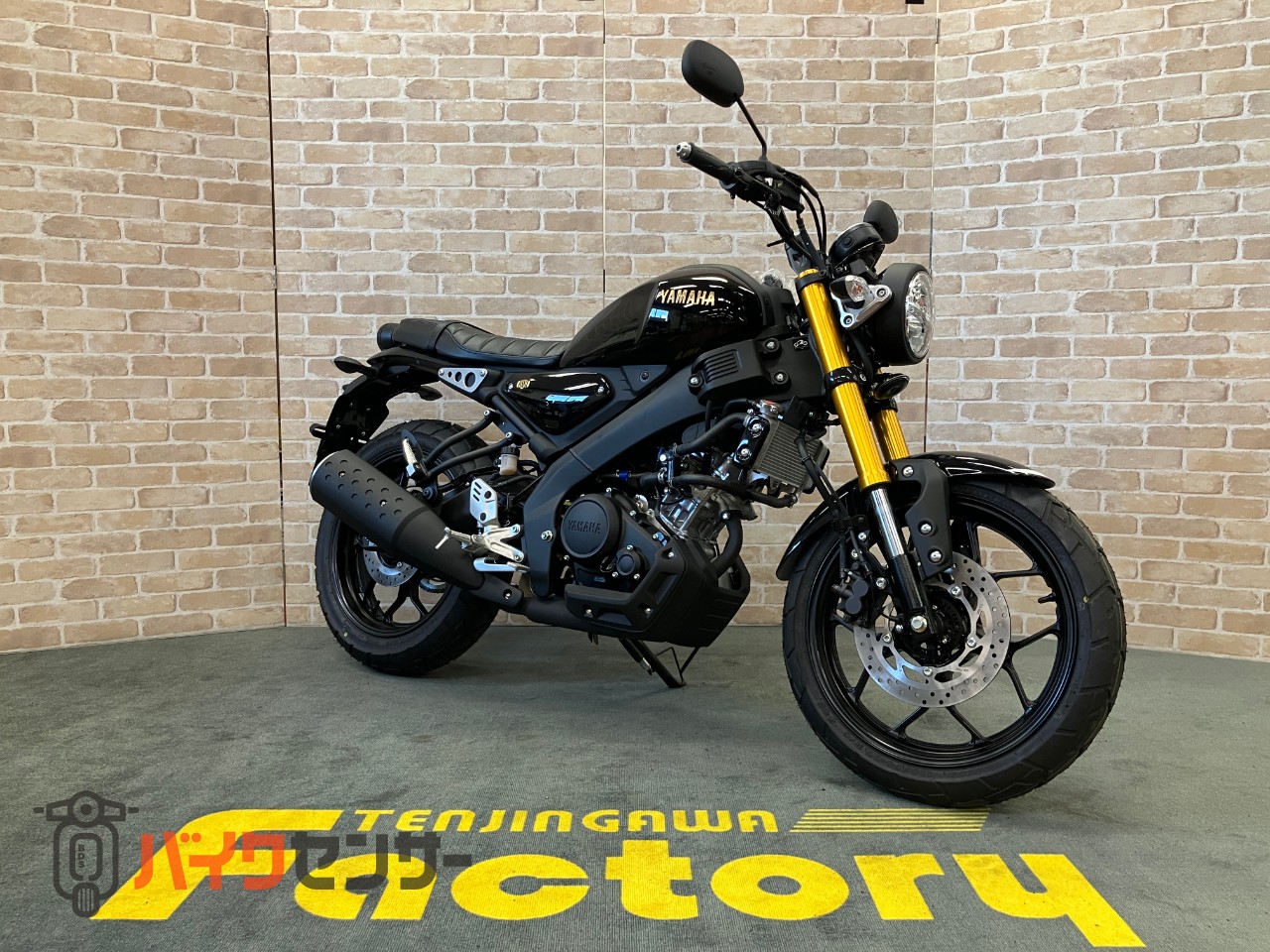 ＸＳＲ１２５　ＡＢＳ　ブラックメタリック１２　２０２５年モデル　インジェクション　ＬＥＤヘッドライト_0