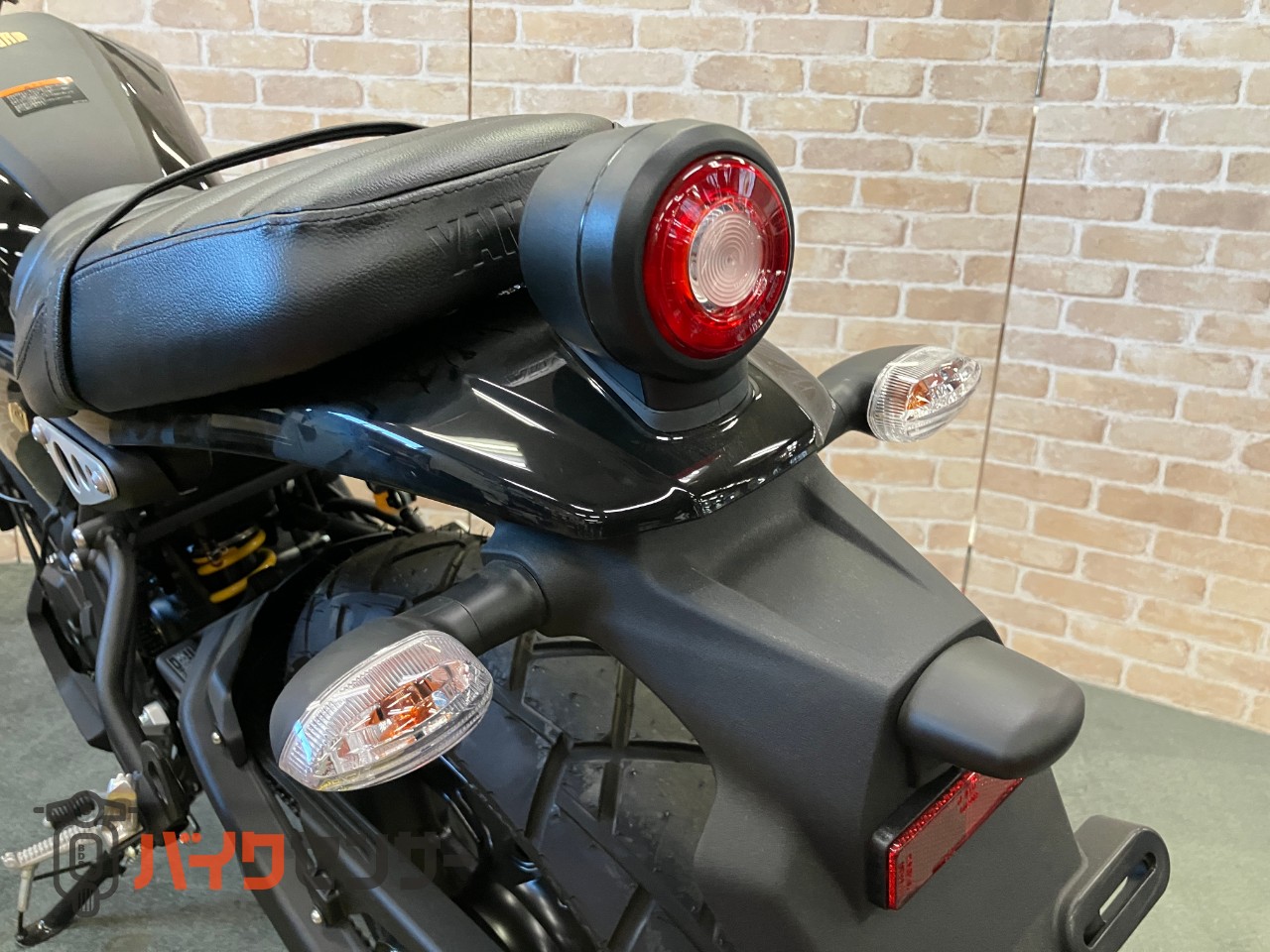 ＸＳＲ１２５　ＡＢＳ　ブラックメタリック１２　２０２５年モデル　インジェクション　ＬＥＤヘッドライト_6