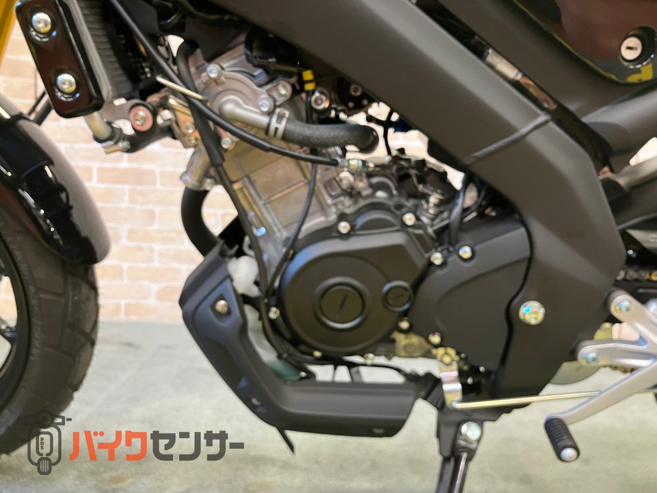 ＸＳＲ１２５　ＡＢＳ　ブラックメタリック１２　２０２５年モデル　インジェクション　ＬＥＤヘッドライト_15