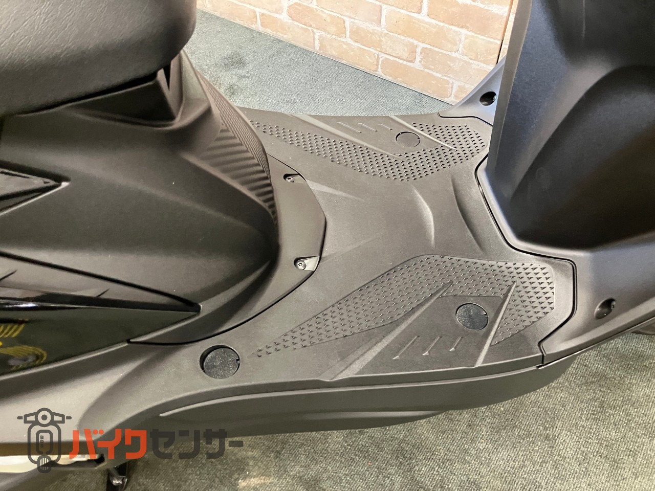 JOG125　ブラックメタリック　メットイン　サイドスタンド　小柄なBODY_15