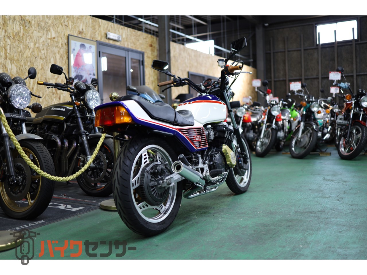 ホンダ CBX550F 青白 レストア済み 純正オリジナルペイント B608035