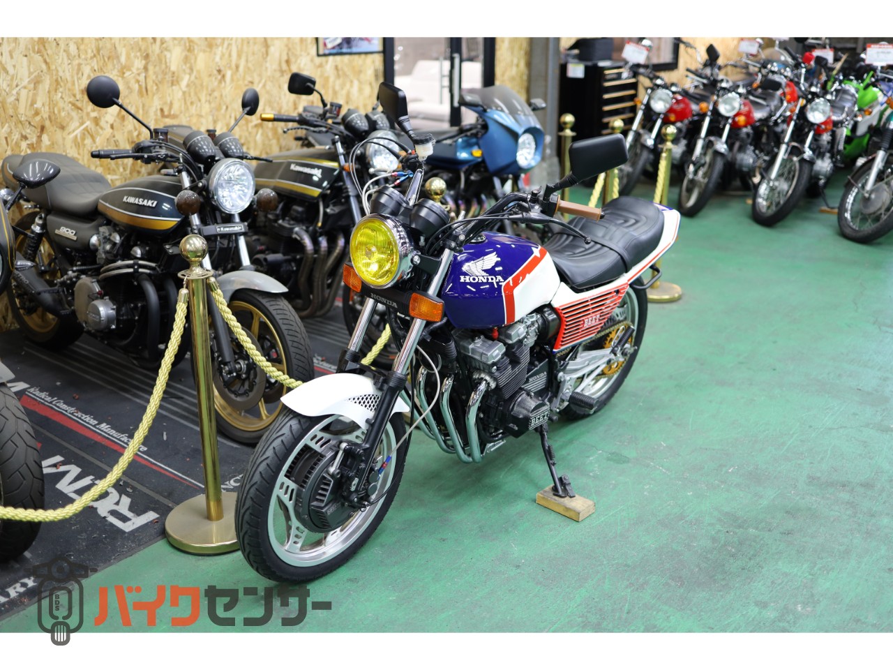 ホンダ CBX550F 青白 レストア済み 純正オリジナルペイント B608035