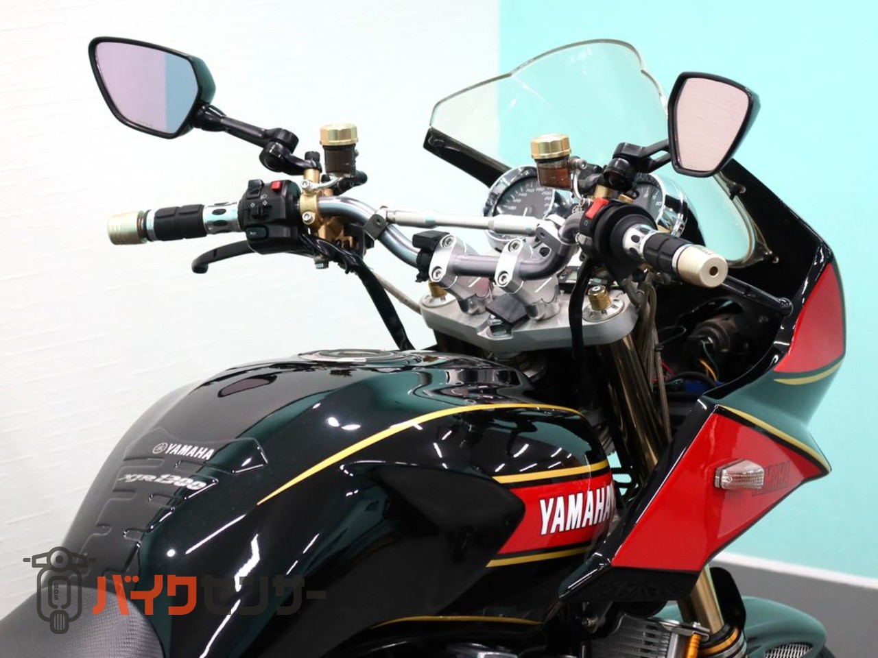 ヤマハ バイXJR1300 唯一無二フルカスタム 前後オーリンズ オオニシ