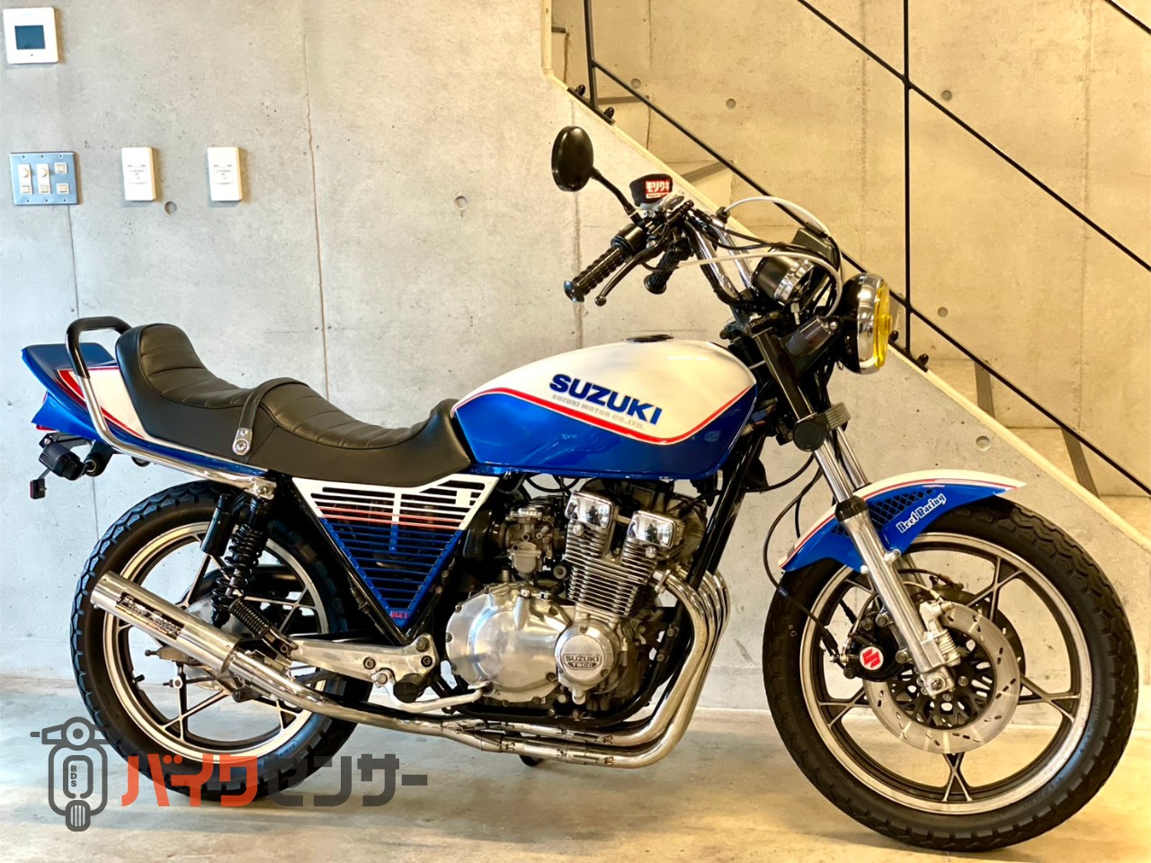 スズキ GSX400F ホワイトブルーF2カラー アップハンドル マーシャル