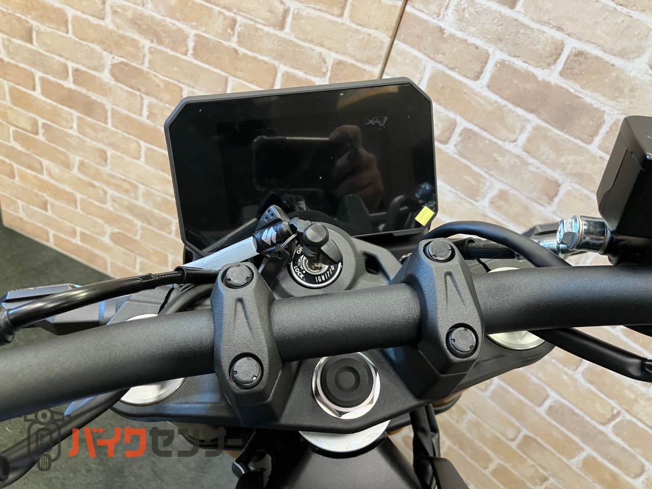 GSX‑8T Timeless Revival_15