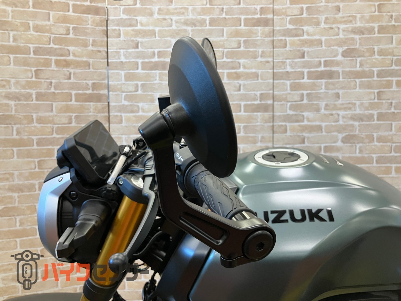 GSX‑8T Timeless Revival_29