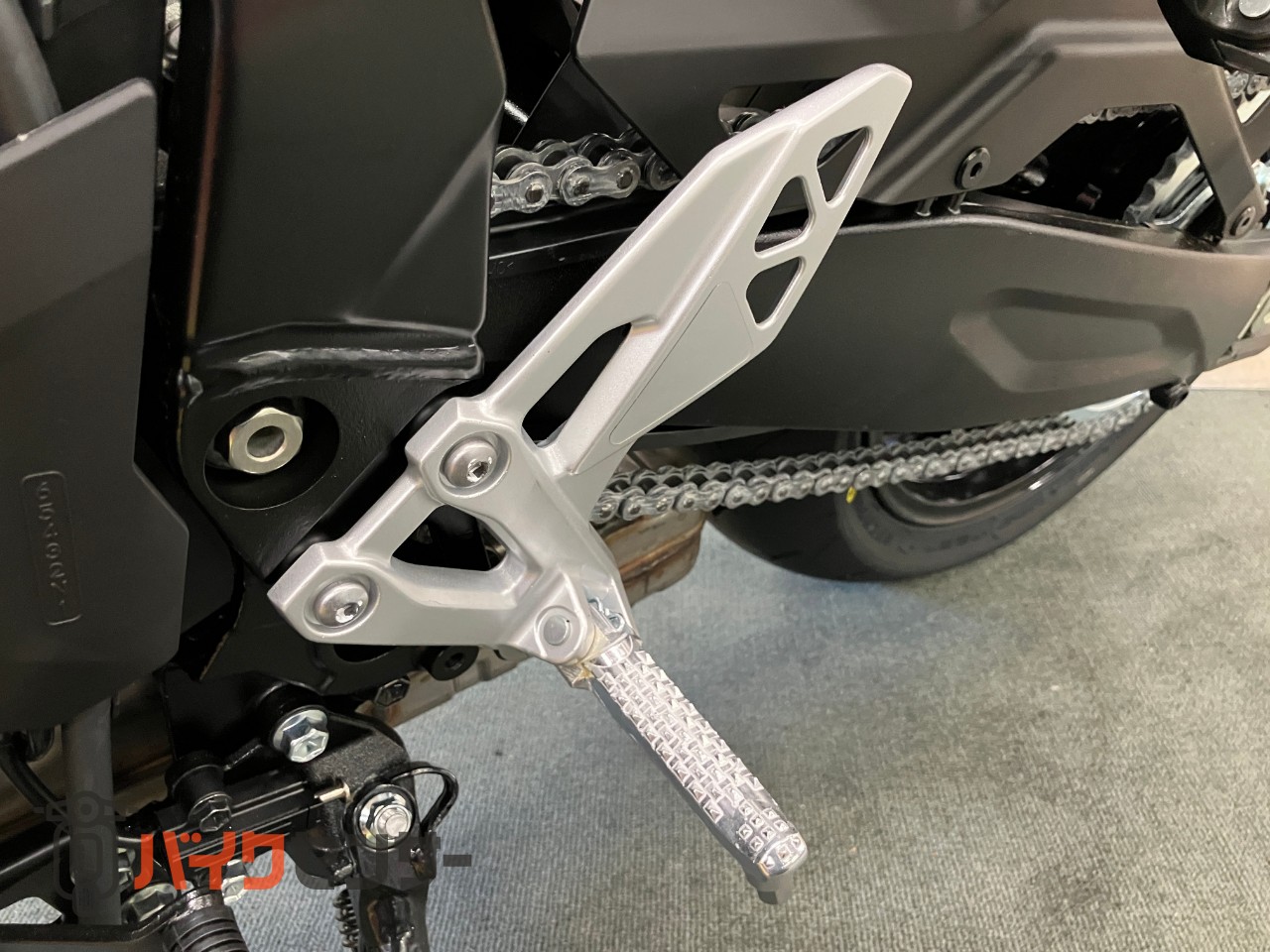 GSX‑8T Timeless Revival_40