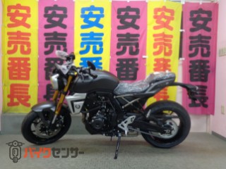 GSX‑8T　２０２６年モデル　マットブラックメタリック