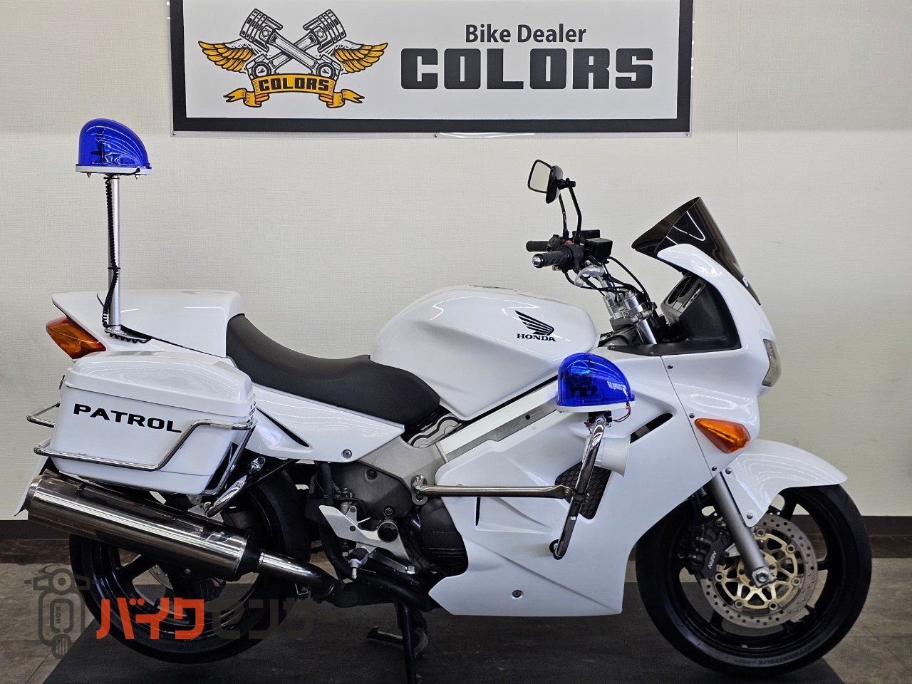 ホンダ VFR800 パトロール仕様 インジェクション V型4気筒エンジン 
