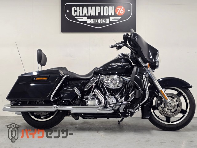 FLHX ストリートグライド １０３Ｃｉ　１６９０ｃｃ　バックギア　　ＣＣバー　デタッチャブル　エアデフレクター　ＥＴＣ