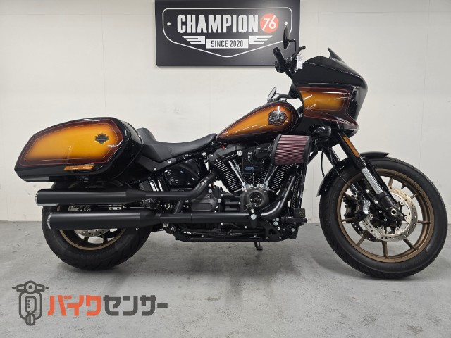 FXLRSTソフテイルローライダーST