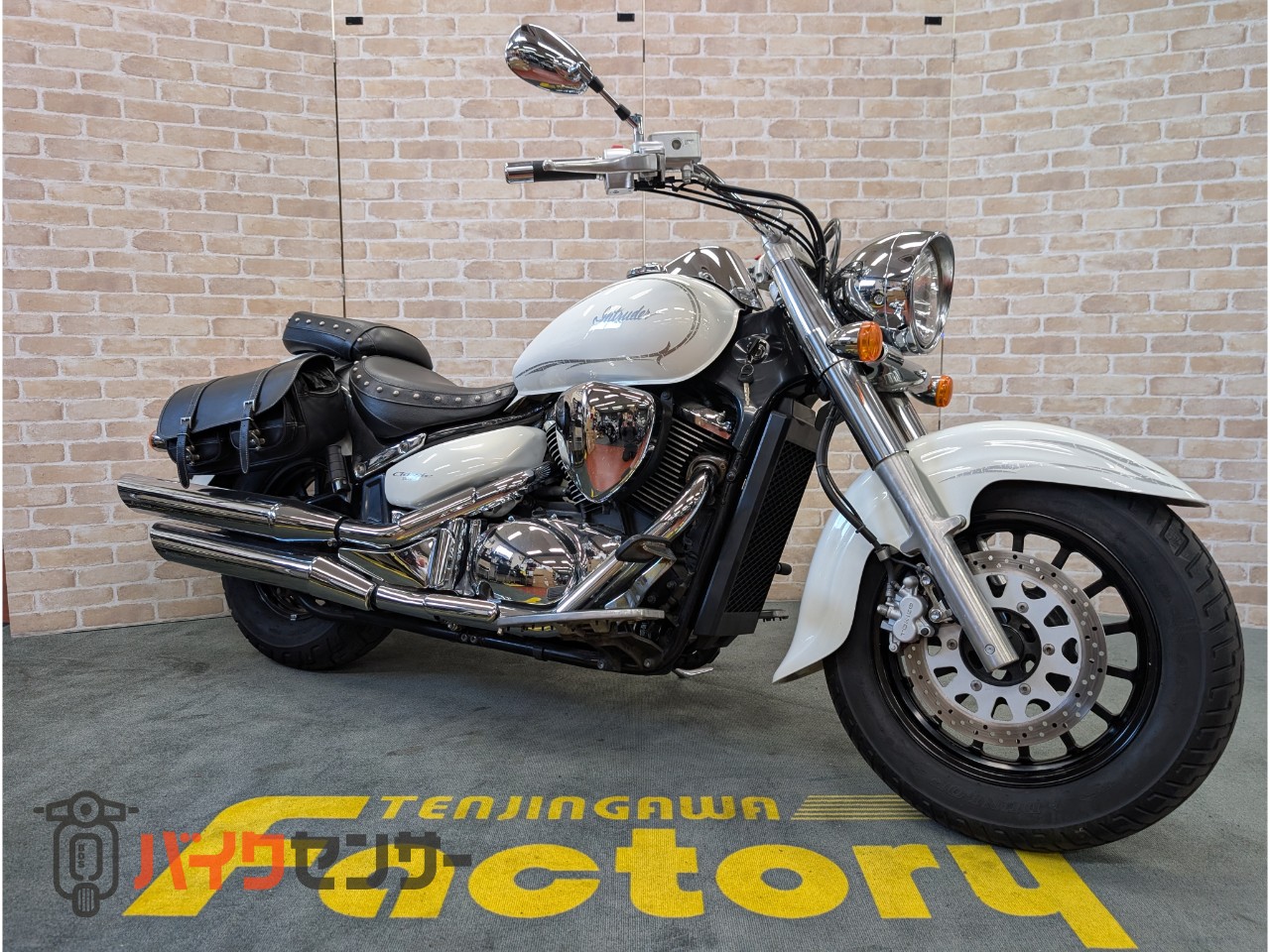 イントルーダー400クラシック　サイドバック　インジェクション_2