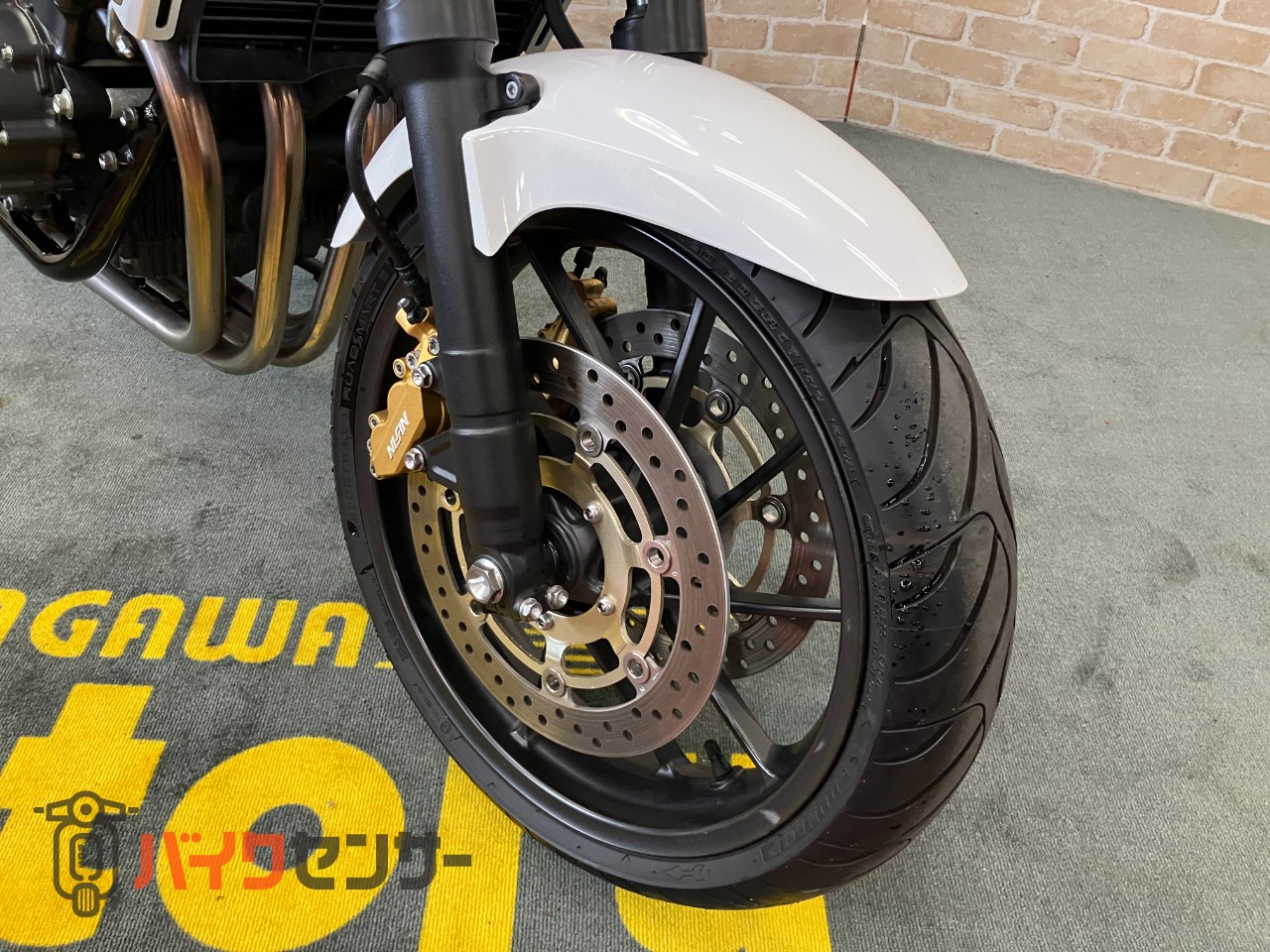 CB400 SUPER FOUR VTEC REVO  　パールサンビームホワイト　社外リアサス_7