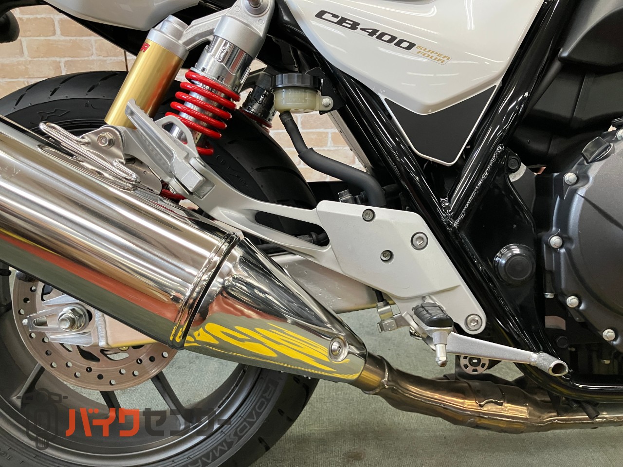 CB400 SUPER FOUR VTEC REVO  　パールサンビームホワイト　社外リアサス_19