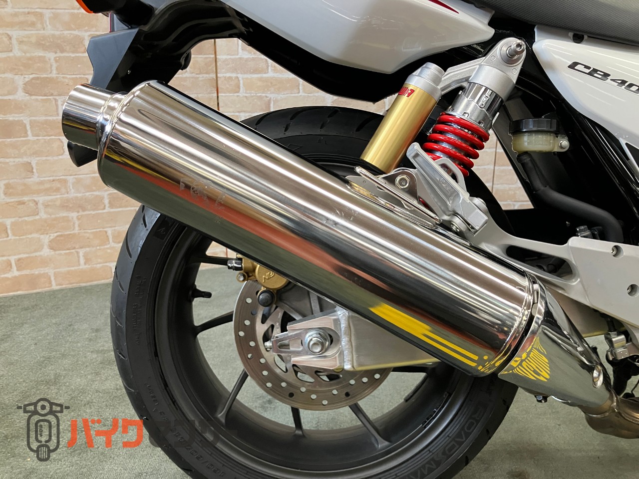 CB400 SUPER FOUR VTEC REVO  　パールサンビームホワイト　社外リアサス_20