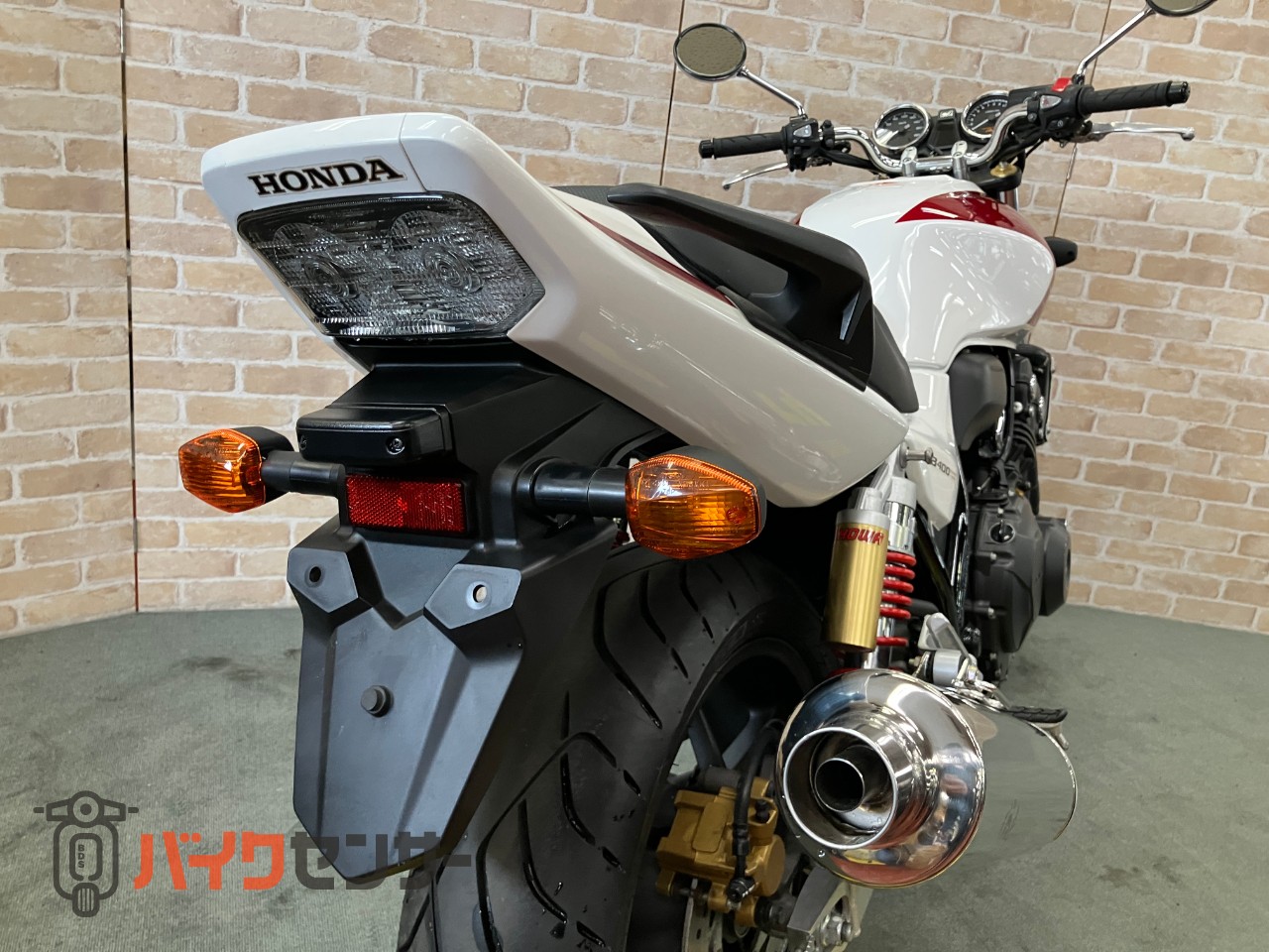 CB400 SUPER FOUR VTEC REVO  　パールサンビームホワイト　社外リアサス_24